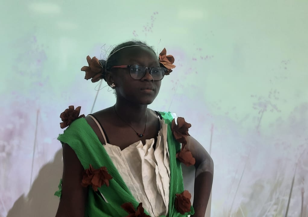 Outfit on the theme of gardens